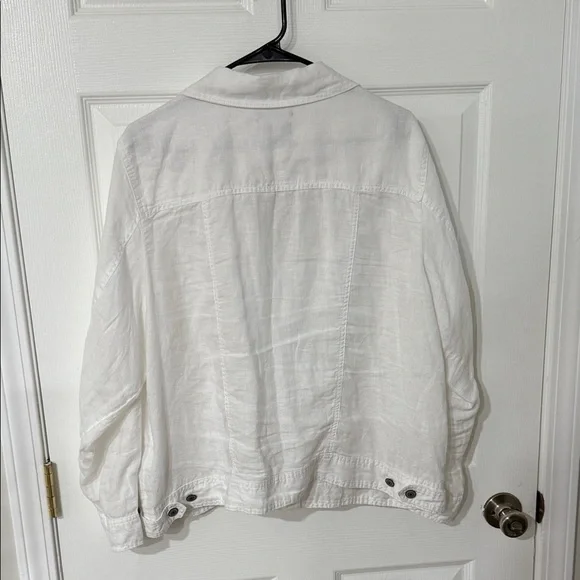 Jones and Company White Jean linen Jacket - Picture 3 of 3